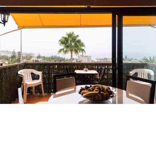 2 bedrooms appartement with sea view shared pool and enclosed garden at Maspalomas 1 km away from the beach