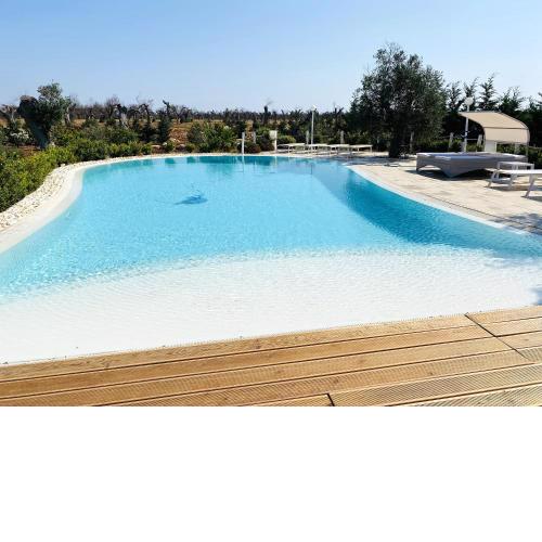 2 bedrooms appartement with shared pool enclosed garden and wifi at Nardo 5 km away from the beach