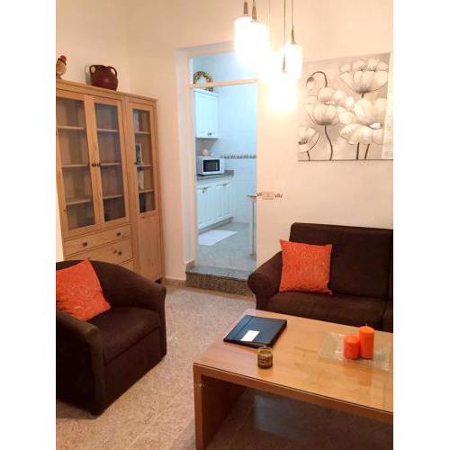 2 bedrooms house with enclosed garden and wifi at Teror
