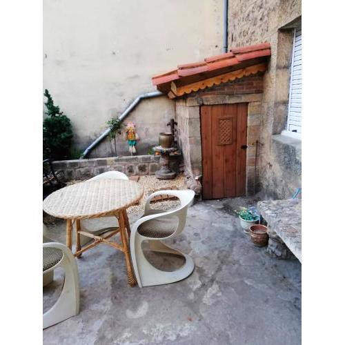 2 bedrooms house with enclosed garden at Covaleda