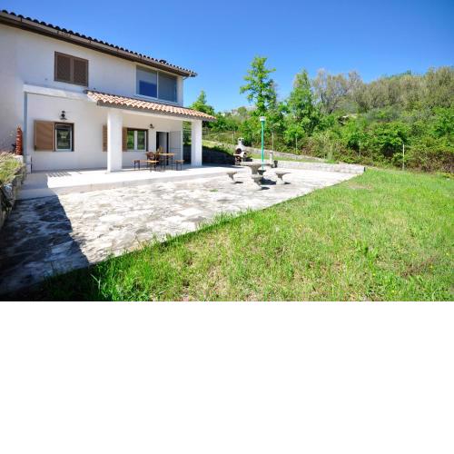 2 bedrooms house with enclosed garden at Scario 3 km away from the beach
