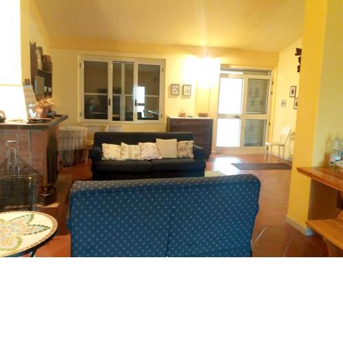2 bedrooms house with garden at Acerenza