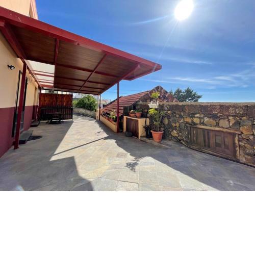2 bedrooms house with sea view furnished garden and wifi at Taibique