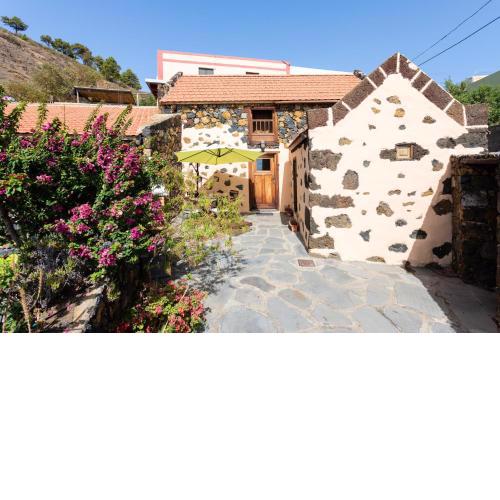 2 bedrooms house with sea view furnished terrace and wifi at Taibique 9 km away from the beach