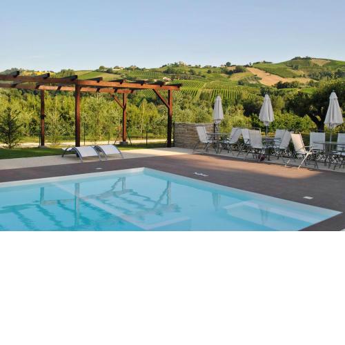 2 bedrooms house with shared pool and wifi at Montalto delle Marche