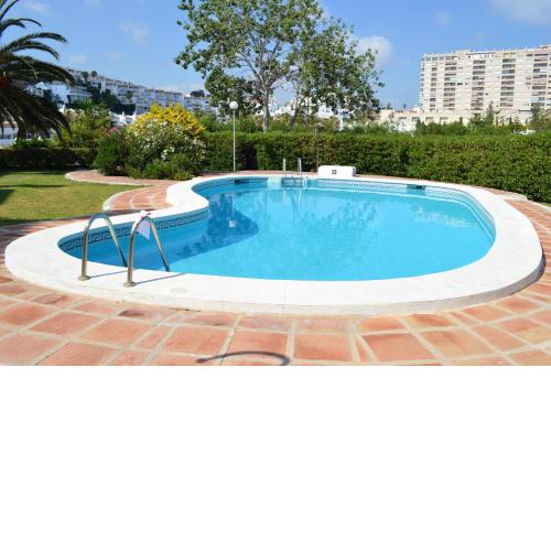 2 bedrooms house with shared pool furnished terrace and wifi at Benalmadena