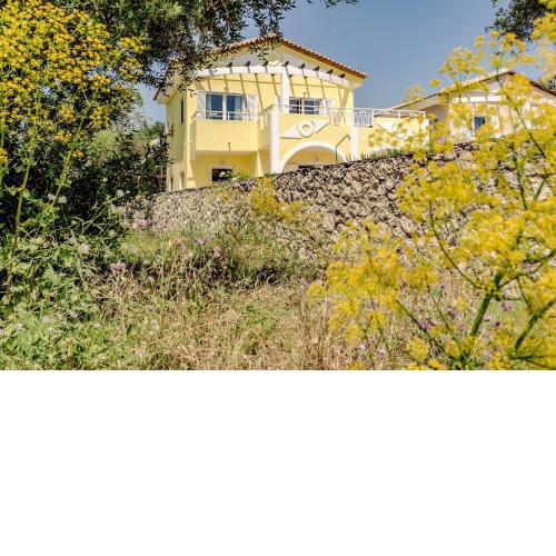 2 bedrooms villa with private pool enclosed garden and wifi at Agrilia