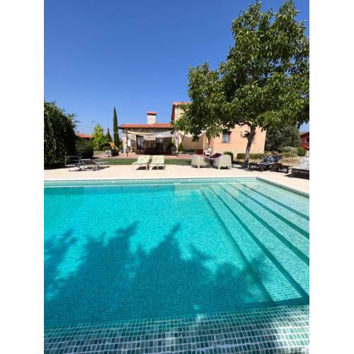 2 bedrooms villa with private pool furnished garden and wifi at Uceda