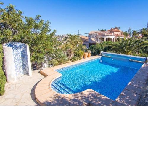 2 bedrooms villa with sea view private pool and enclosed garden at Calpe