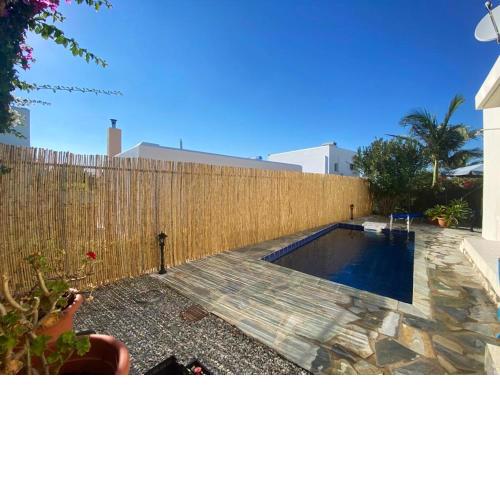 2 bedrooms villa with sea view private pool and enclosed garden at Loutra 4 km away from the beach