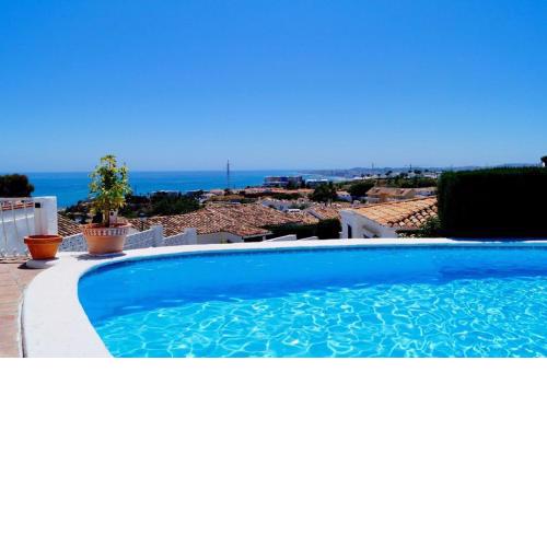 2 bedrooms villa with sea view private pool and furnished terrace at Benalmadena 2 km away from the beach