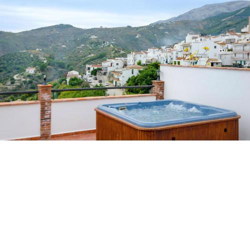 2 bedrooms villa with sea view shared pool and jacuzzi at Canillas de Albaida