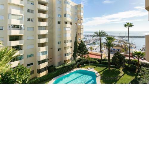 2 dormitorios junto al puerto de Estepona