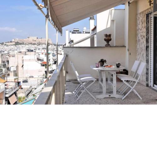 2 level apartment with terrace and Acropolis view