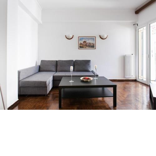 2 Min Walk To Acropolis 50 sqm