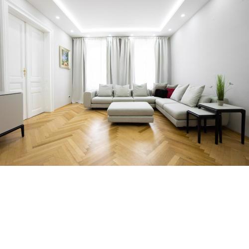 2 room apt with a balcony - 2 min to Michelbeuern AKH