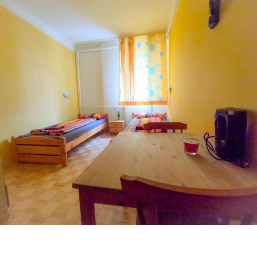 2 single beds room with shared bathroom