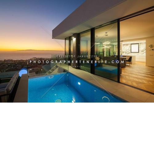 200m NEW Villa E with priv/heated pool, ocean view.