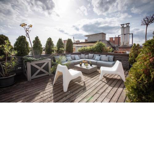 205m2 Penthouse with 75m2 Castle View Terrace and Barbercue