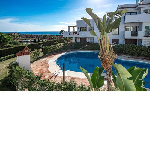 2113-Beautiful 2 beds apt with seaview