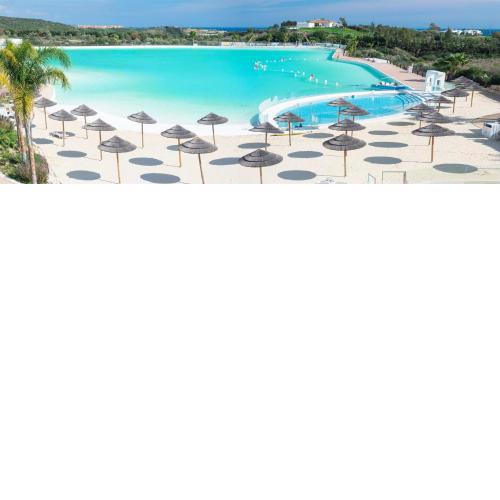 2152-Modern apt with private beach