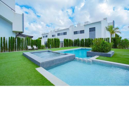 219 Laguna View Atico Jakuzzi Alicante Holiday
