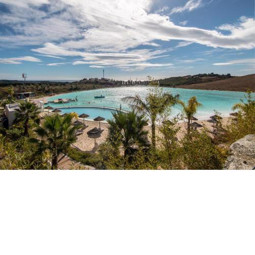 2237-Modern apt with private beach