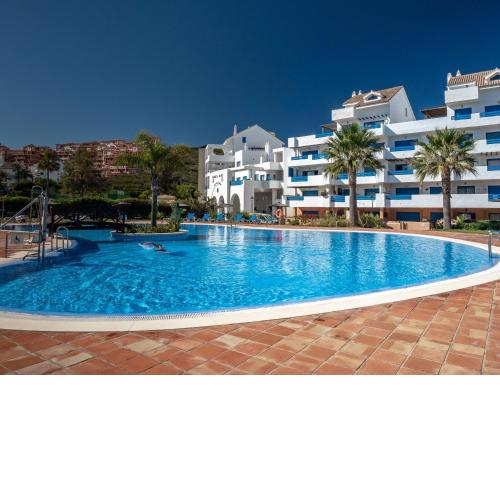 2284-Apt with big terrace with sea view