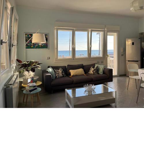 236 tonnarella sea house