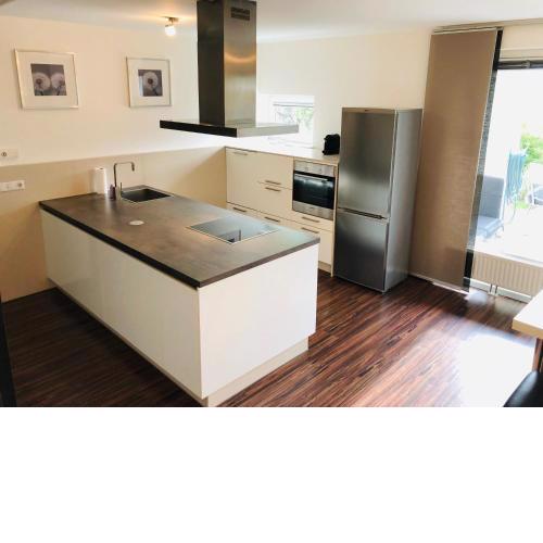 25h GARDEN Apartment LUXURY PLUS private Beach