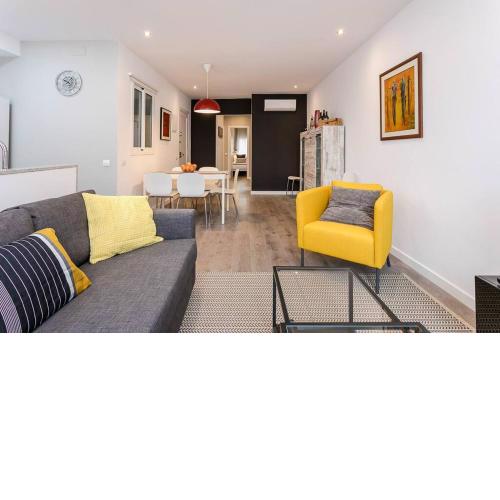 3 bdr & terrace, close to subway