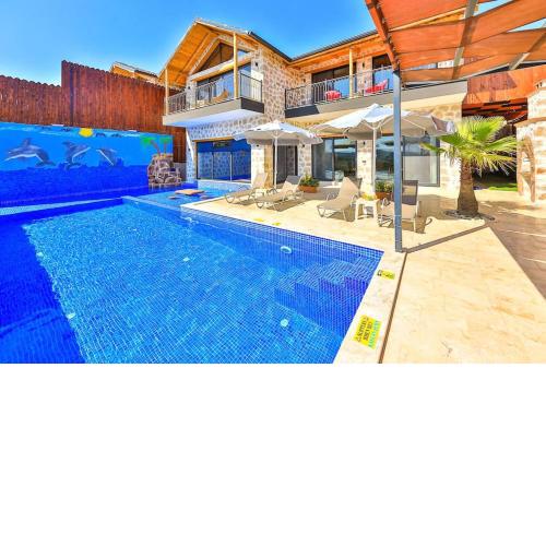3 Bedroom Luxury Sea View Villa, Sauna Indoor Pool