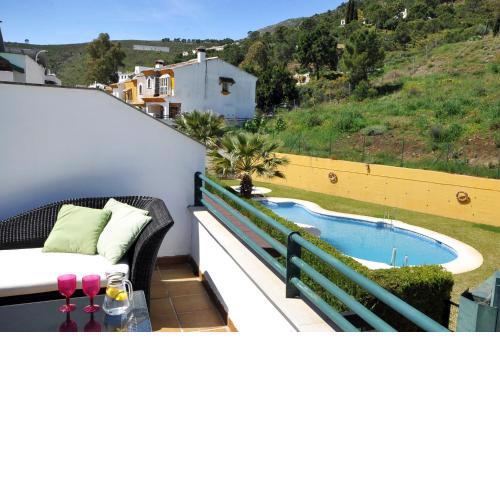 3 Bedroom Townhouse Benahavis Village