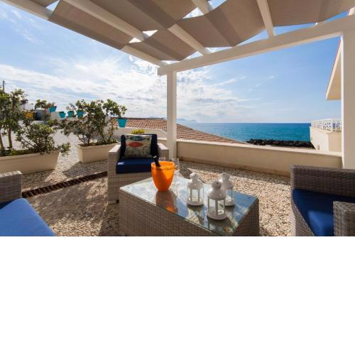 3 bedrooms appartement at Piano di Trappeto 1 m away from the beach with sea view furnished terrace and wifi