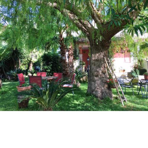 3 bedrooms appartement at Pozzallo 500 m away from the beach with sea view shared pool and enclosed garden