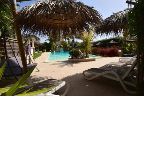 3 bedrooms appartement at Pozzallo 500 m away from the beach with sea view shared pool and enclosed garden