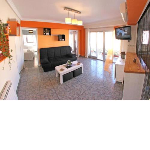 3 bedrooms appartement with city view balcony and wifi at Villena