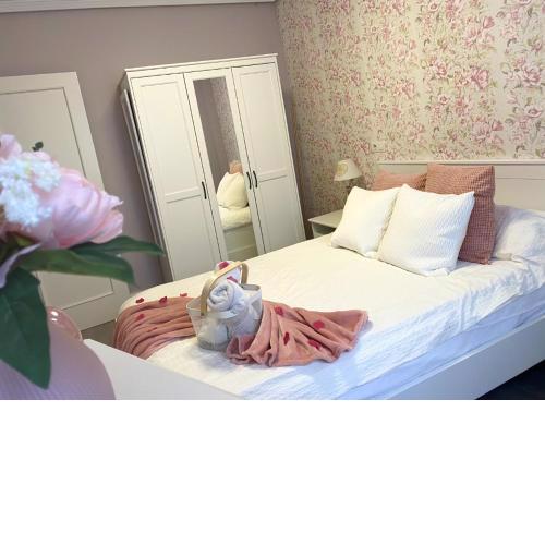 3 bedrooms appartement with city view jacuzzi and furnished terrace at Almeria 2 km away from the beach
