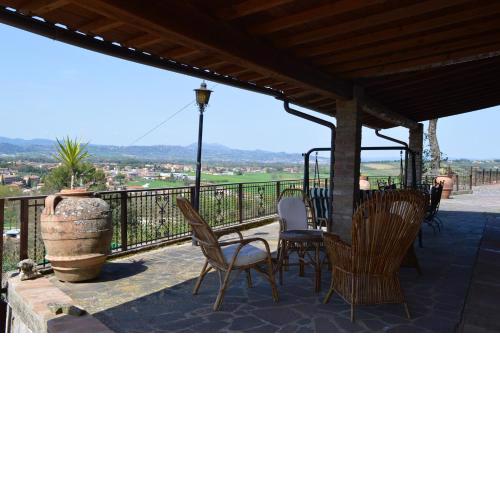 3 bedrooms appartement with shared pool furnished garden and wifi at Torgiano