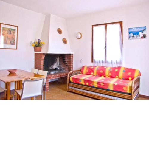 3 bedrooms house with enclosed garden at Porto Ottiolu