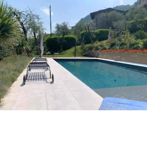 3 bedrooms house with lake view private pool and furnished balcony at Gargnano 3 km away from the beach
