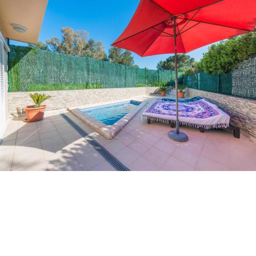 3 bedrooms house with private pool and enclosed garden at Puerto de Alcudia 1 km away from the beach