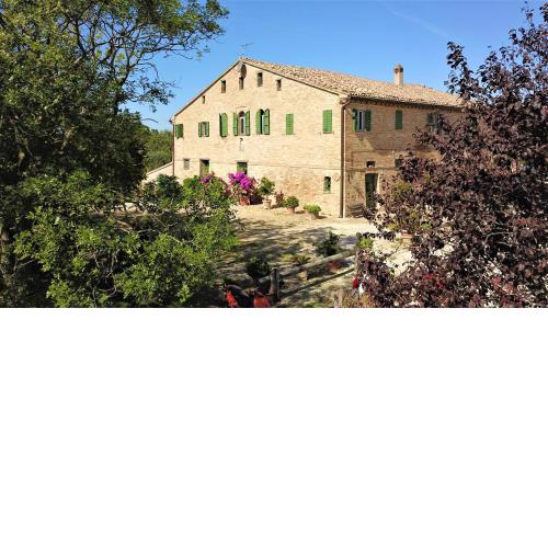 3 bedrooms mansion with furnished garden and wifi at Casenuove