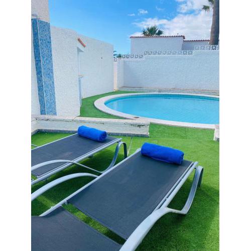 3 bedrooms villa with private pool and wifi at Santa Cruz de Tenerife 1 km away from the beach