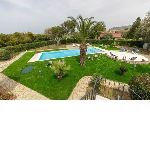 3-Casa sul mare con piscina vicino Cefalù