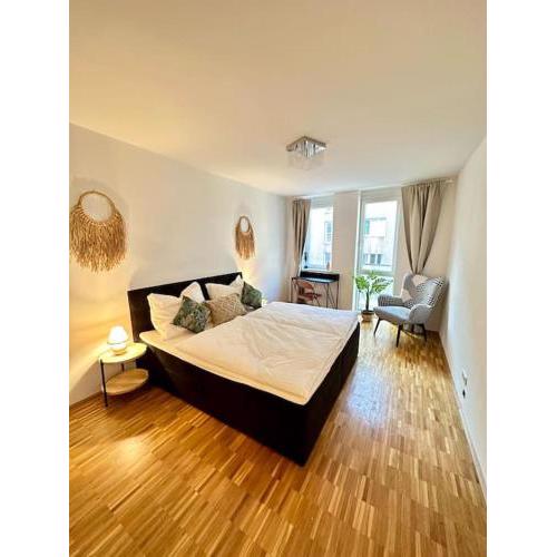 3-Room Vienna Centrale Suite