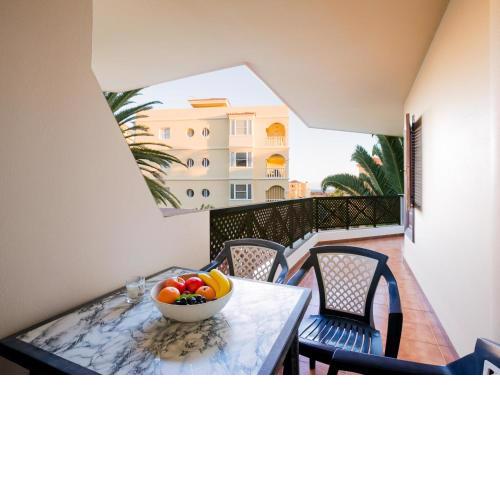 301 A Royal Park Albatros Heated Pool