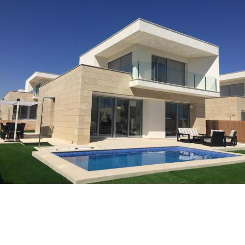 3018 Vistabella- Malibu
