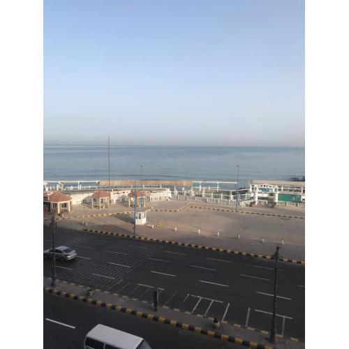 شقة على البحر 3