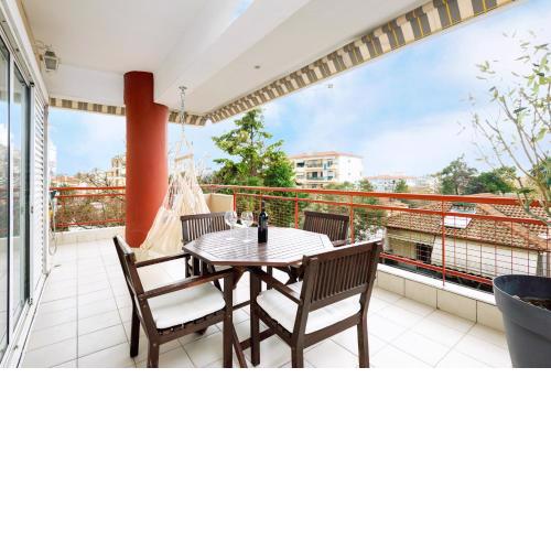 3BR Suite 300mts from the Beach
